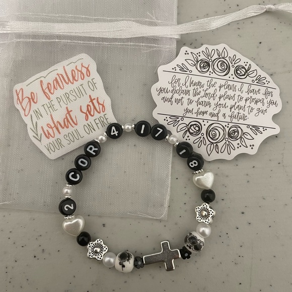 Meet your Posher, Stephanie - Picture 10 of 11